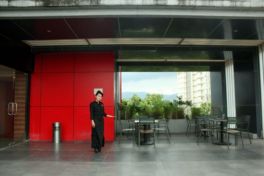 โรงแรมกัลยา บันดุง ภายนอก รูปภาพ